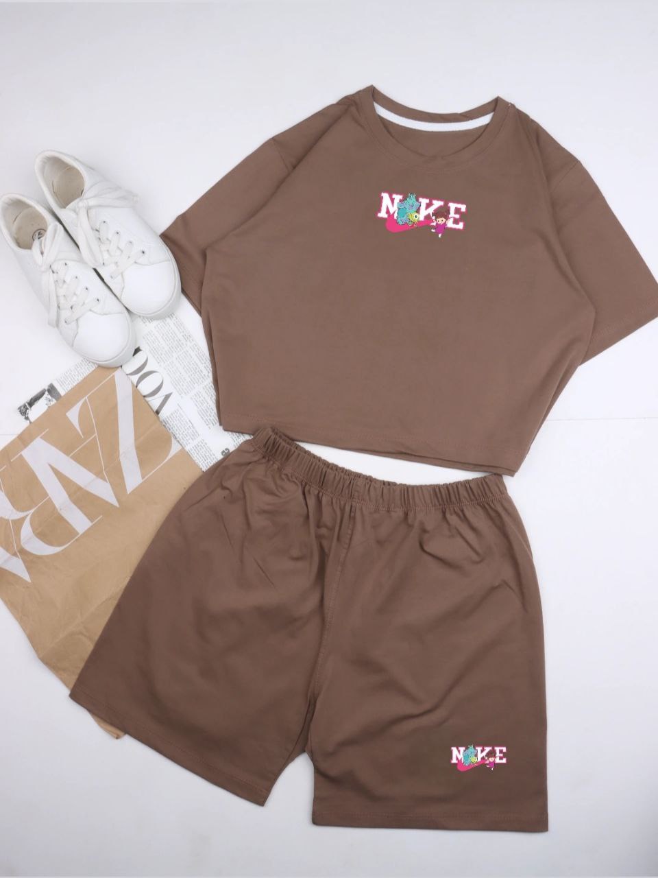 کراپ شورتک نایک